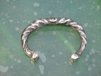 Heavy Wendelringe Cuff